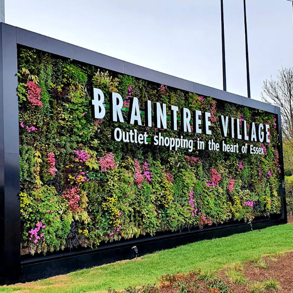 Braintree Shopping Village
