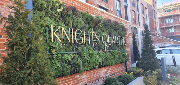 Knight's Quarter