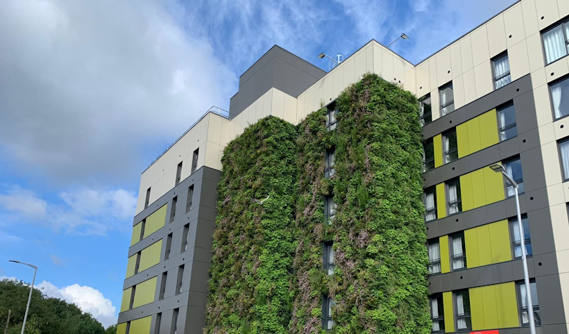 Modern green architecture